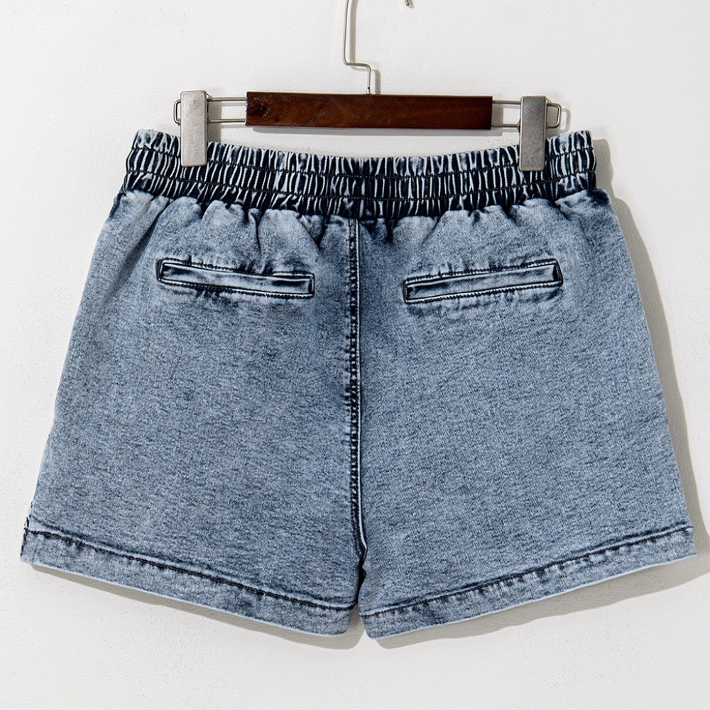 Draw Me In Denim Shorts - Picture 9 of 10